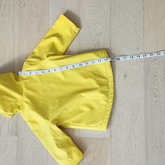 Joe Fresh Yellow Rain coat - Picture 4 of 6